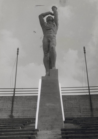 1947 - Prometheus - Openbare ruimte Olympisch stadion