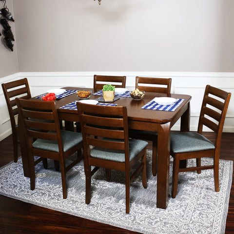 Dining table with 6 dining chairs