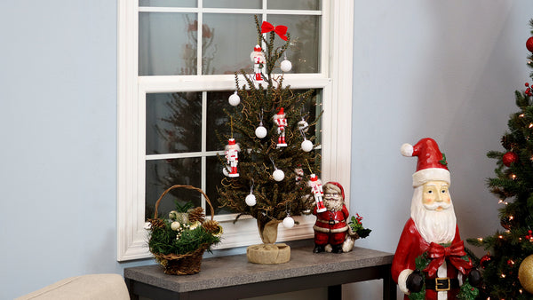 Use a Tabletop Christmas Tree