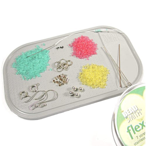  The Beadsmith Bead Organizer Carrying Case, 55 piece set, with  removable compartments in assorted sizes, a carrying case, plus a bead  scoop and tweezer. : Arts, Crafts & Sewing