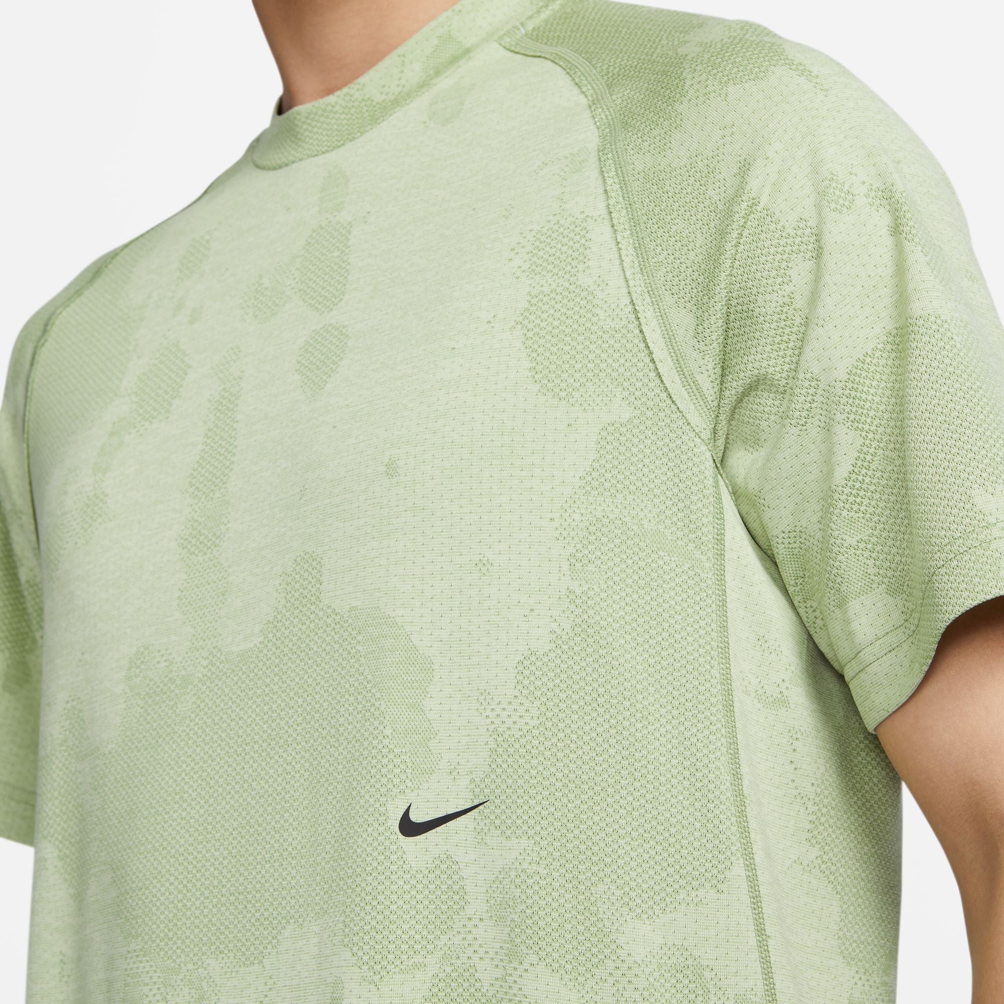 Nike Dri-FIT ADV A.P.S. Men's Versatile Tank