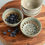 REACTIVE GLAZE ROUND STONEWARE BERRY BOWL