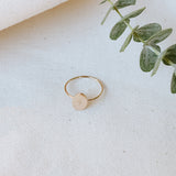 DAINTY OVAL RING