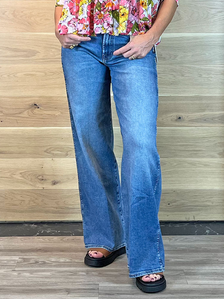 Image of 7FAM Lotta Luxe Vintage Jeans
