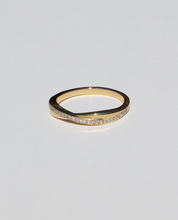 Load image into Gallery viewer, Vintage 18k Crossover Diamond Band
