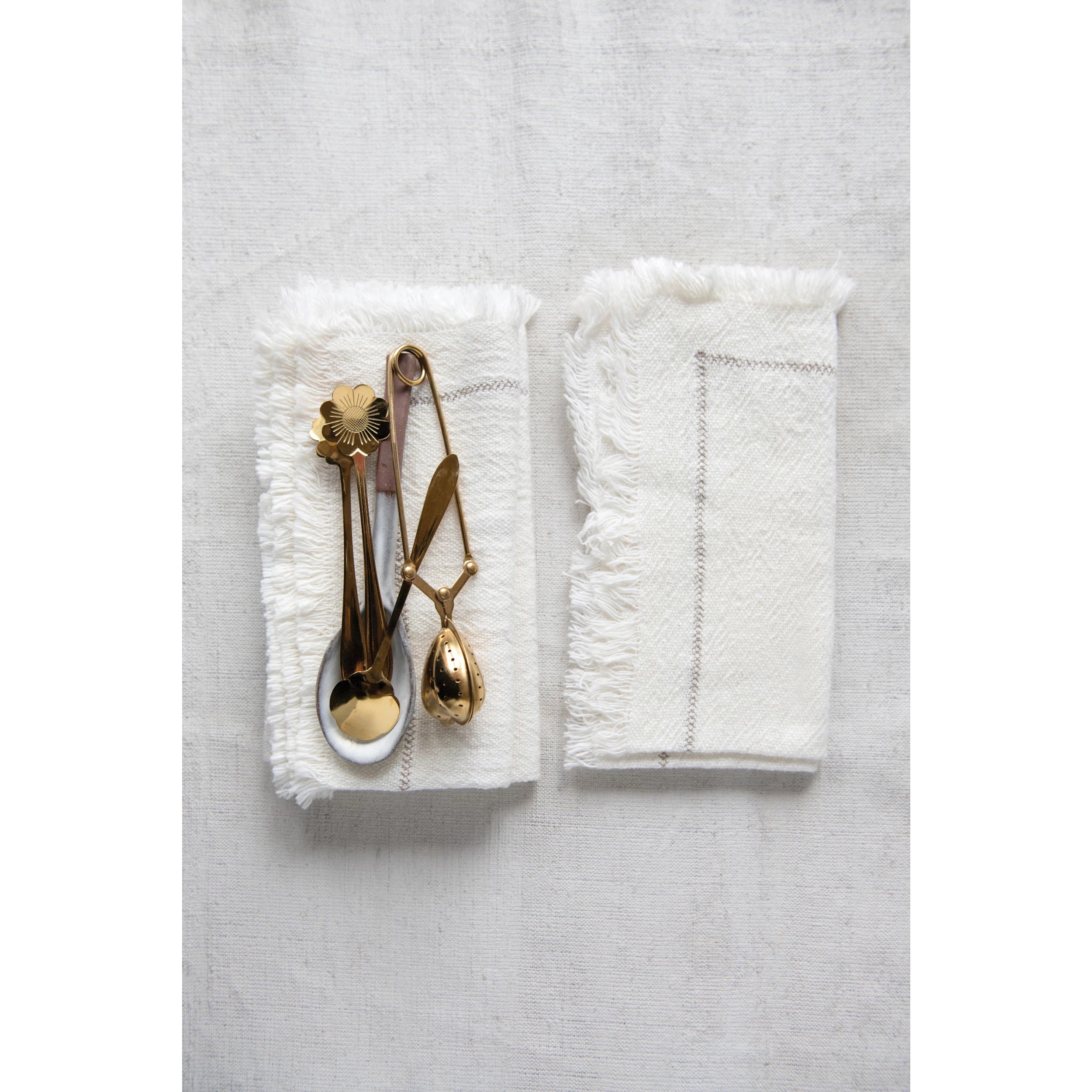 View Creative Co-op - Cotton Napkins with Fringe