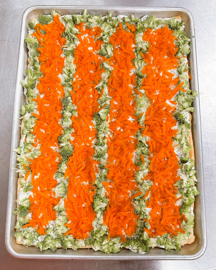 a sheet pan of fiesta spinach veggie pizza