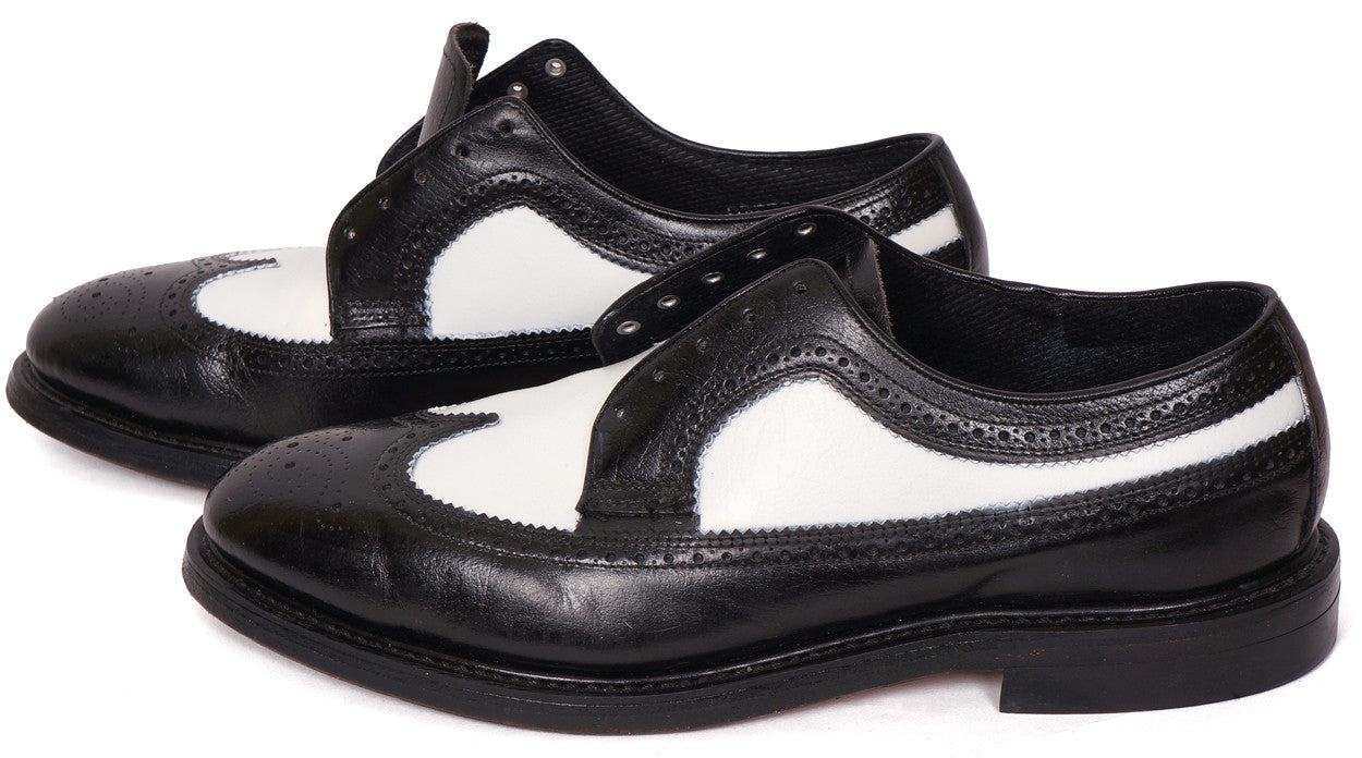 Vintage 80s Mens Wingtip Shoes Black 