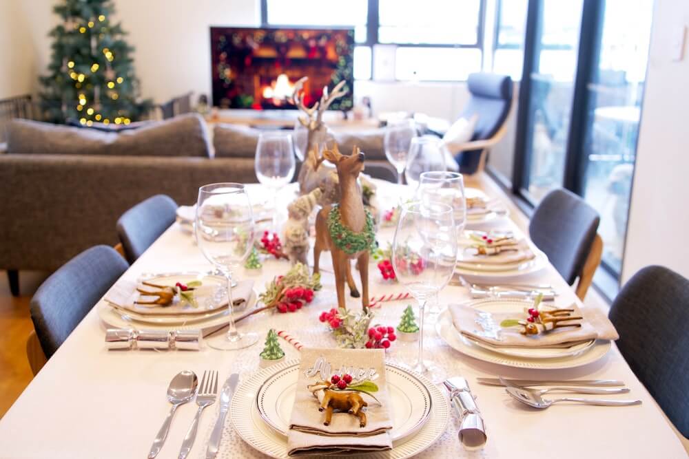 Vegan Christmas table setting for for vegan Christmas recipes post Australia