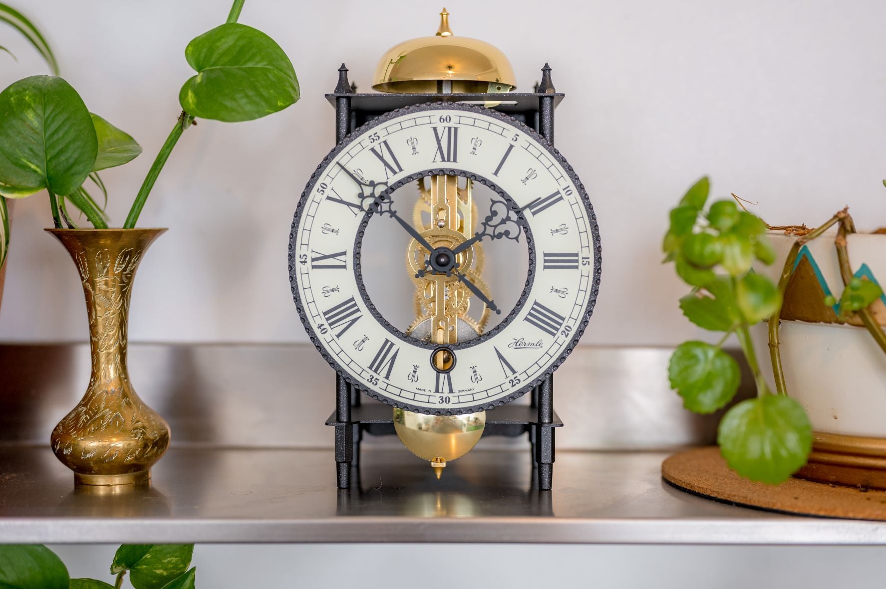 Modern Brass Timezone World Clock Buffalo Map Table