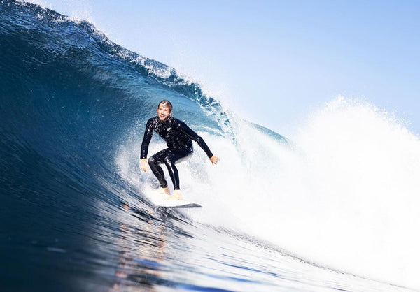 Harley Ingleby Surfing