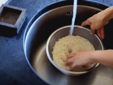 Rinsing the Rice