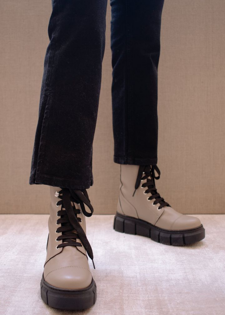 alohas vegan boots