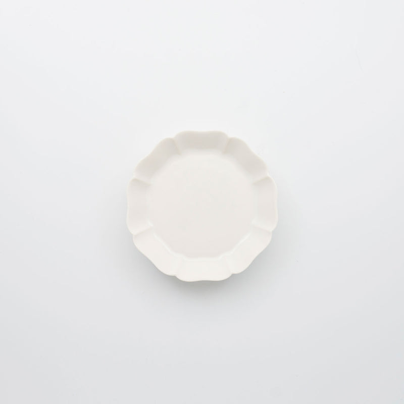 Octagonal Petal Dish 八角輪花皿 The Tabibito