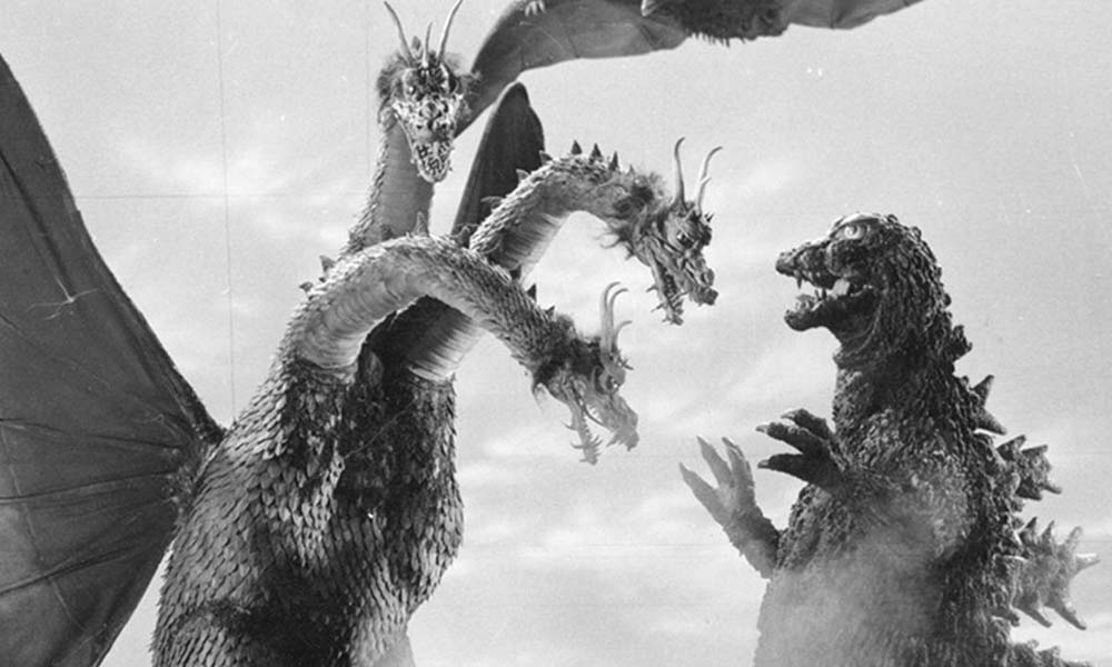 Godzilla vs kink ghidorah est un affrontement entre un dragon japonais à trois têtes et un lezard géant