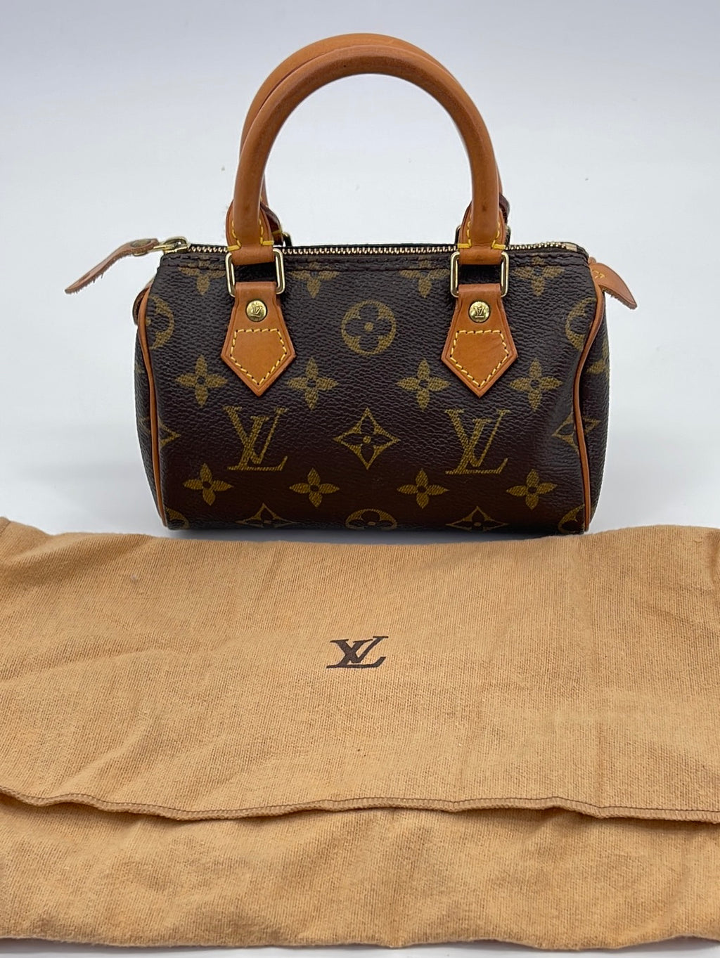 Vintage Louis Vuitton Monogram Orsay Pochette Wristlet AR0922