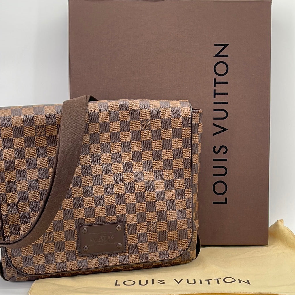 Finally sharing the new LV High Rise Bumbag that I preordered in