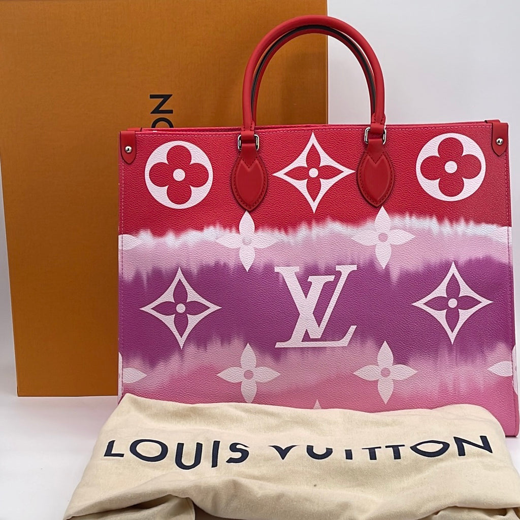 Louis Vuitton Santa Monica Onthego GM Blue Monogram Giant Flower Monogram  Bag