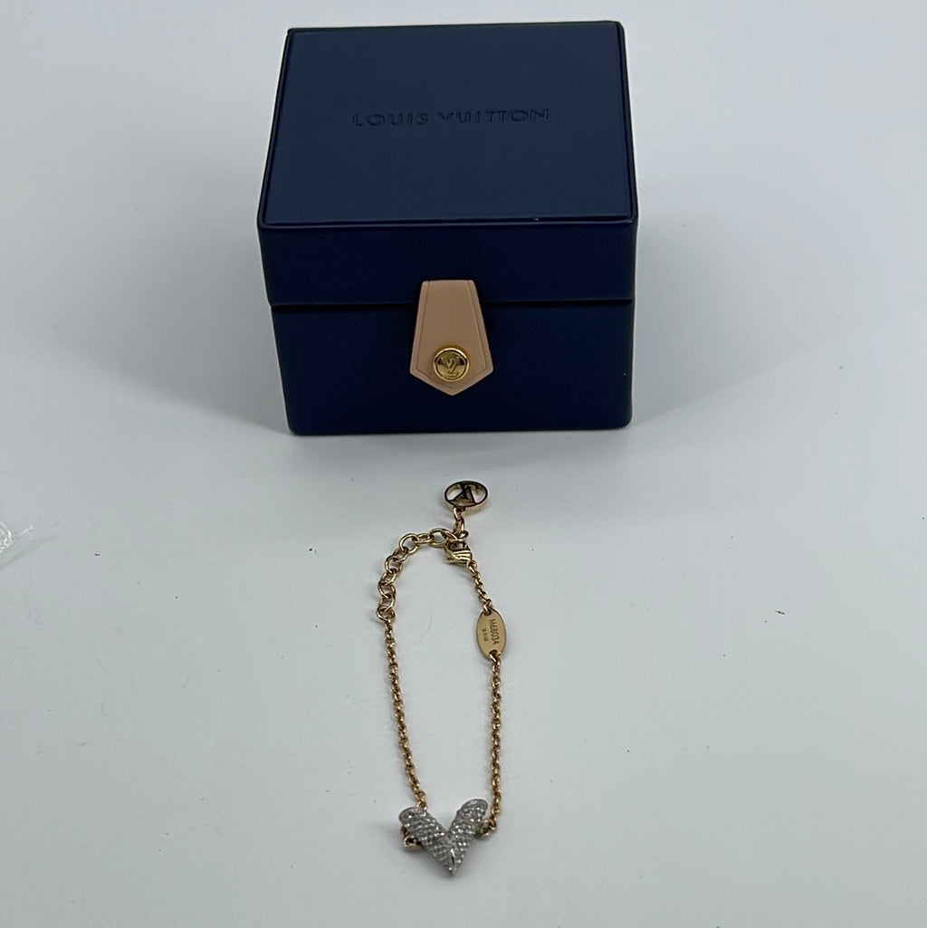 Louis Vuitton Insolence Bag Charm (SHF-8Qx4ck) – LuxeDH