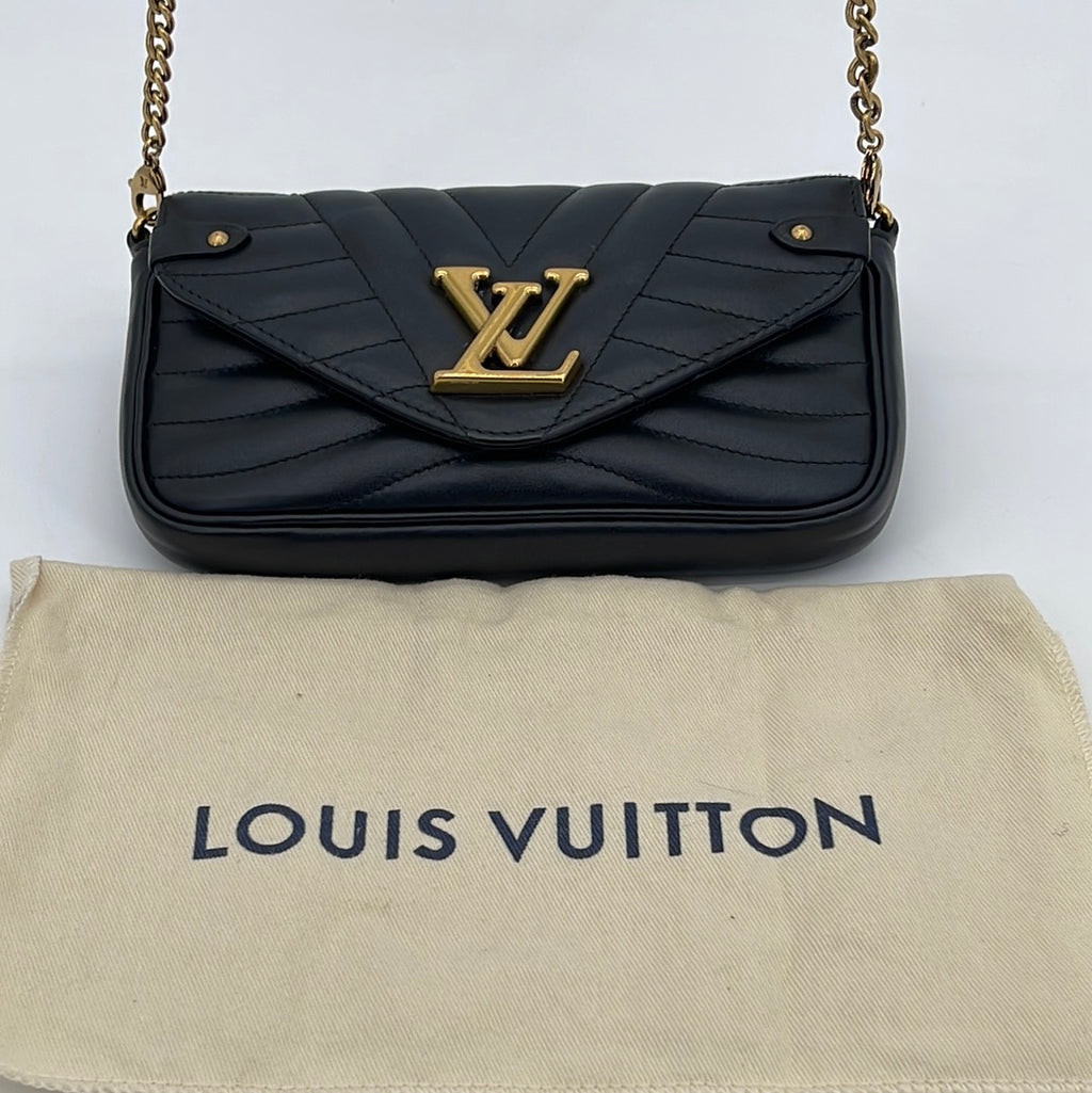 Giftable Preloved Louis Vuitton Red Quilted Cowhide New Wave Chain Wallet TJ0129 082323