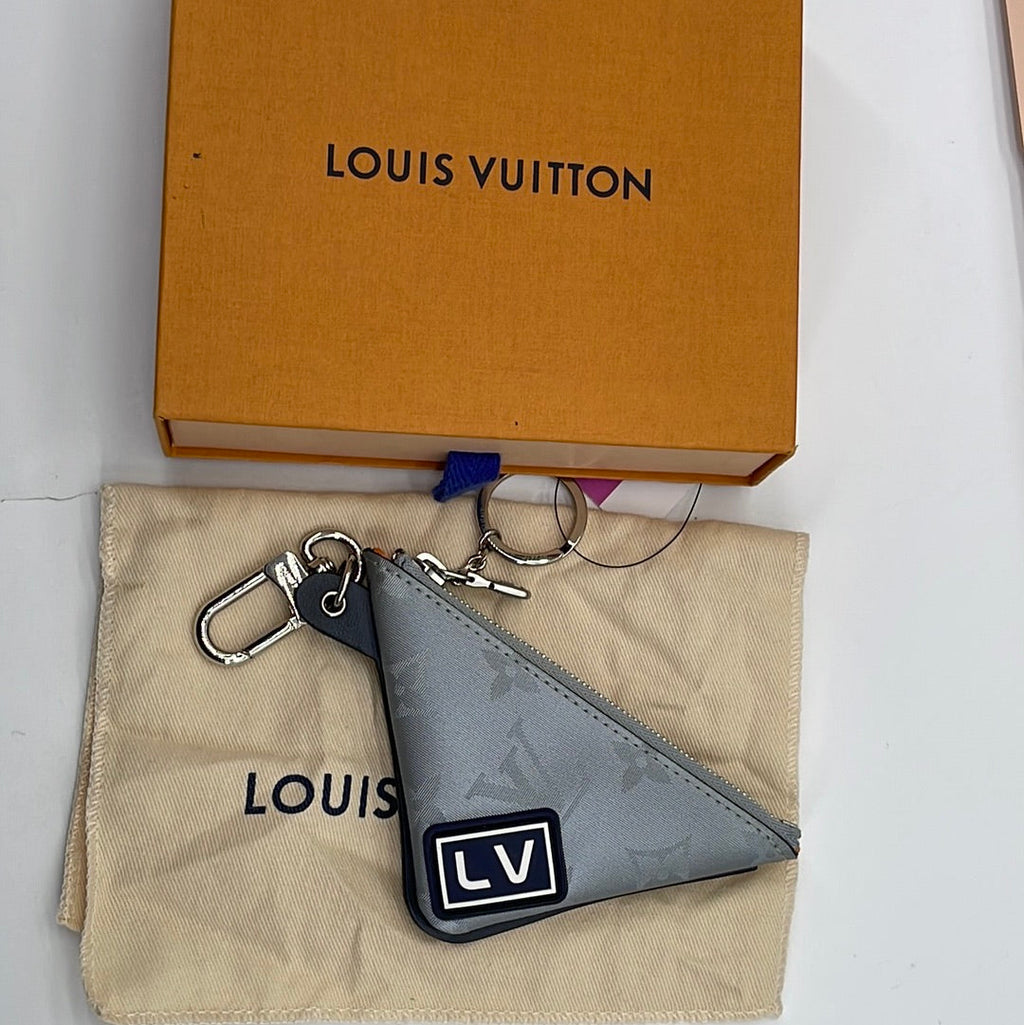 Preloved Louis Vuitton Flower Key Chain Gold Multicolor Resin Bag Charm  080423