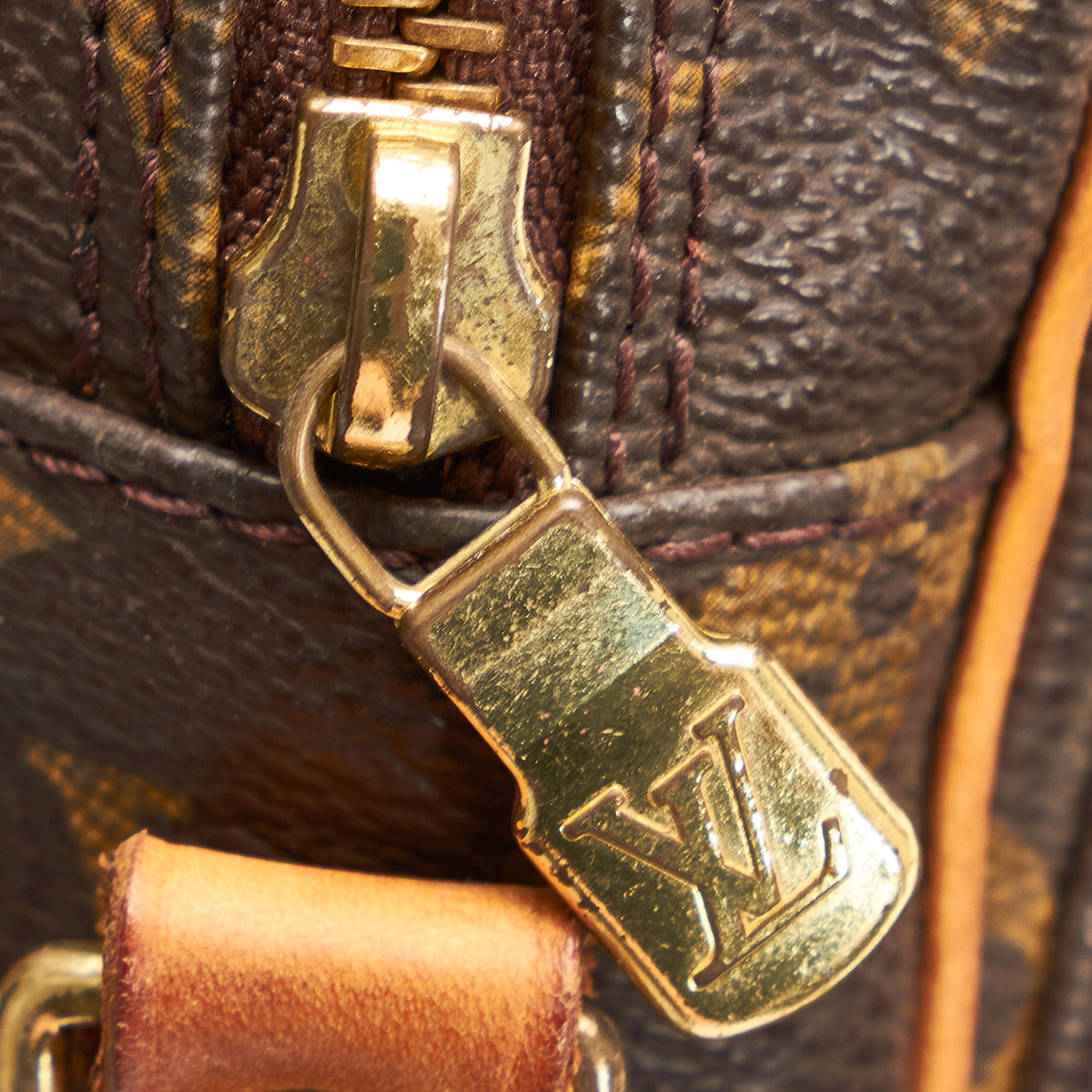 NTWRK - Preloved Louis Vuitton Monogram e Messenger Bag TH0059 092