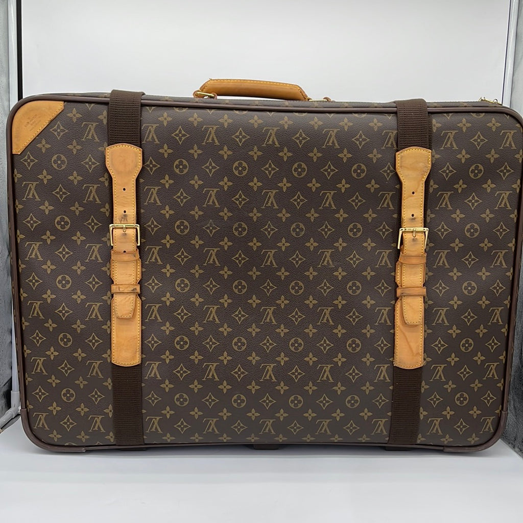 Louis Vuitton Damier Ebene Canvas Pegase 70 Suitcase Bag. Excellent, Lot  #58323