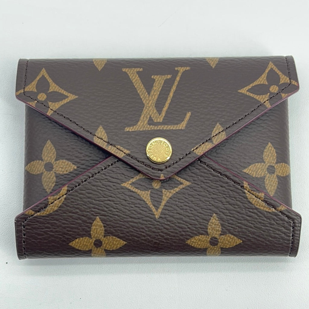 Louis Vuitton Mahina Leather L Hobo (SHF-20688) – LuxeDH