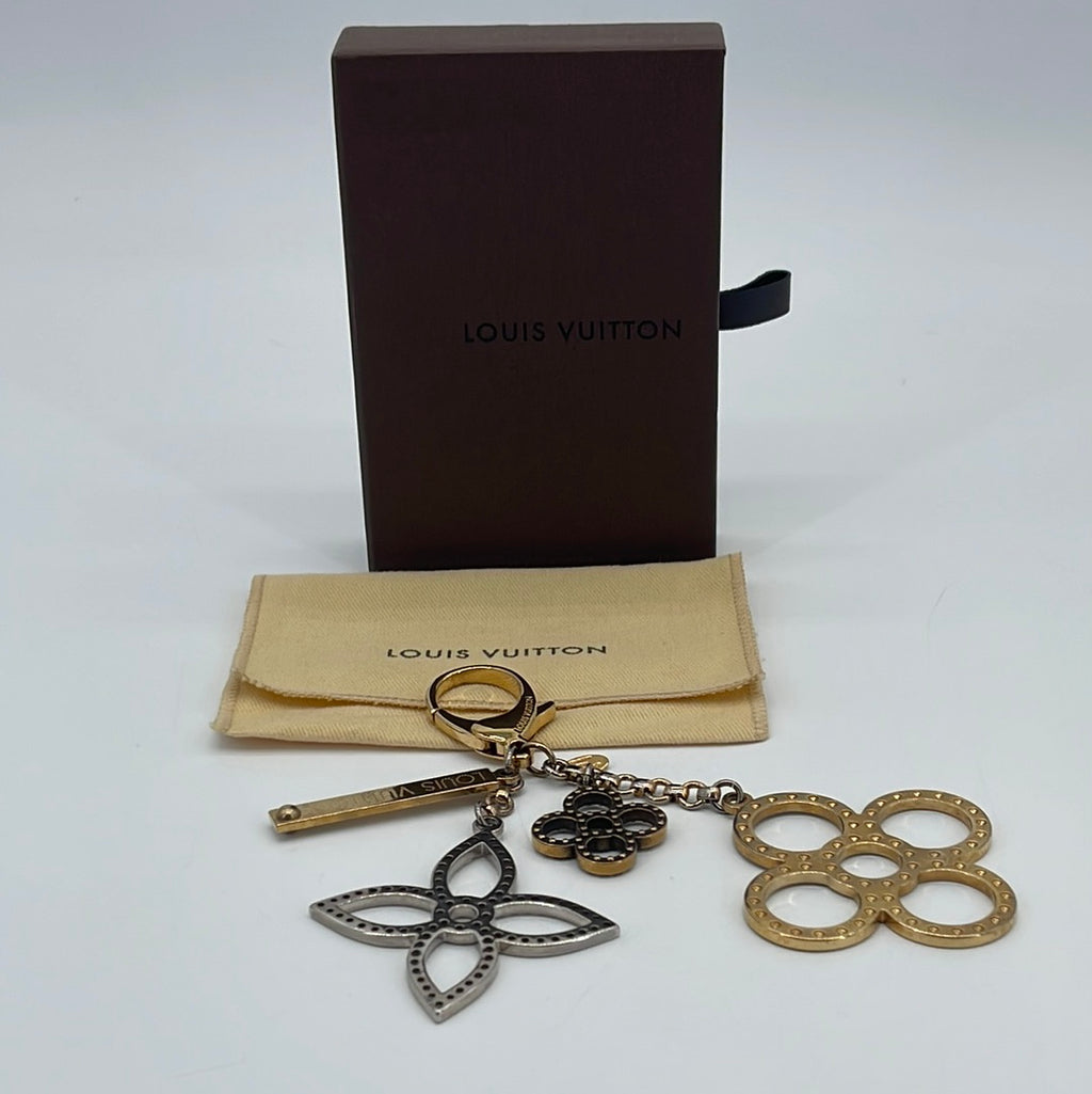 Louis Vuitton Gold Fleur De Key Ring Bag Charm ○ Labellov ○ Buy