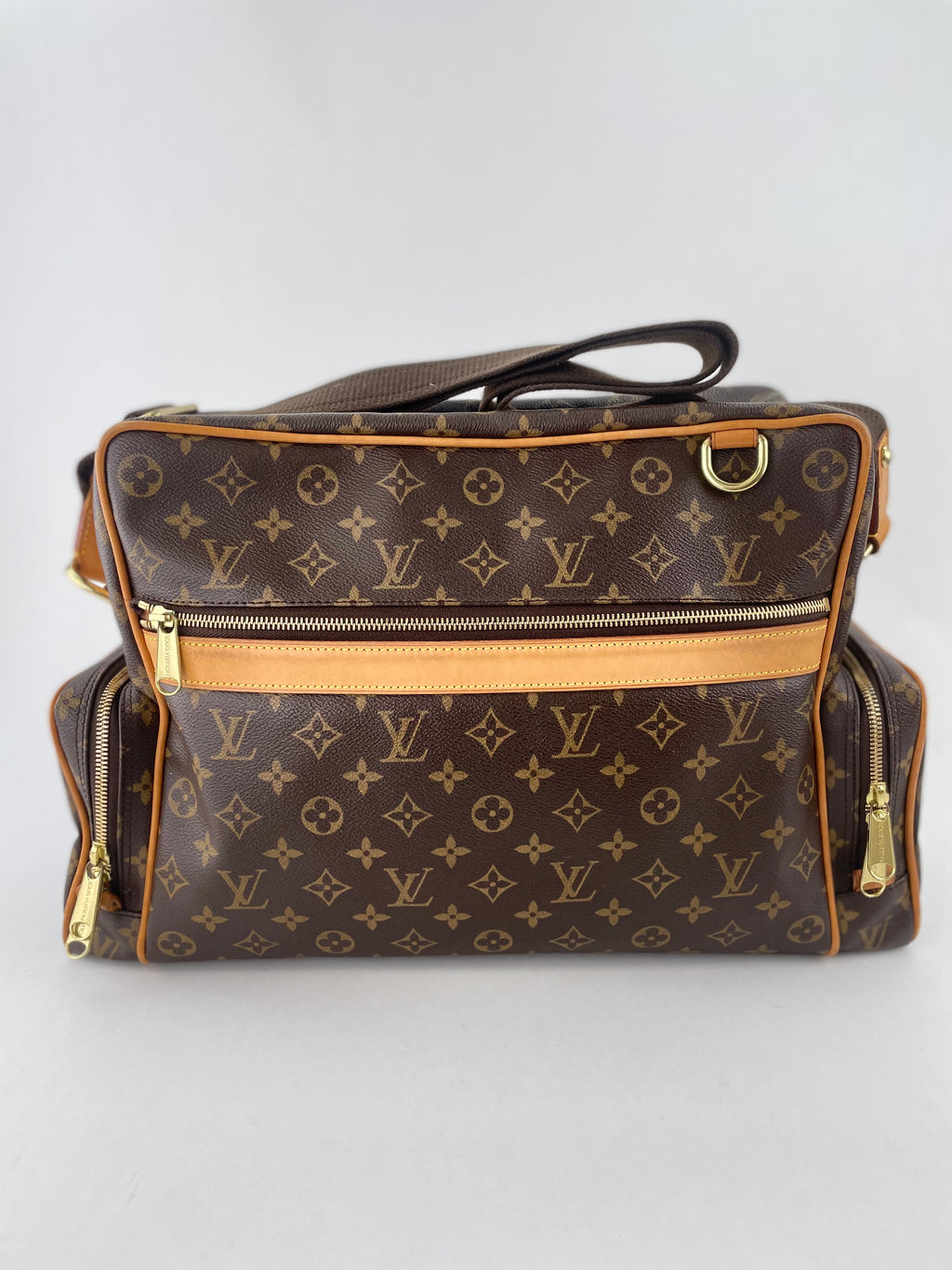 Louis Vuitton Monogram Summer Trunks Pochette (SHG-37673) – LuxeDH