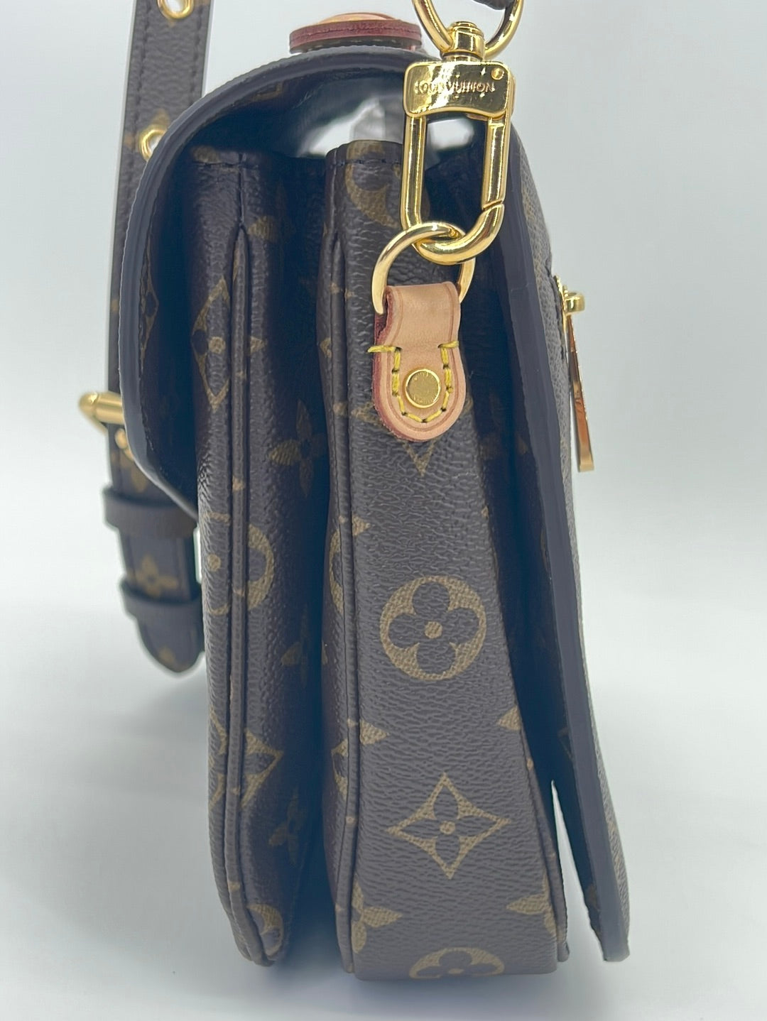 NTWRK - PRELOVED Louis Vuitton Monogram Pochette Metis Monogram Canvas S