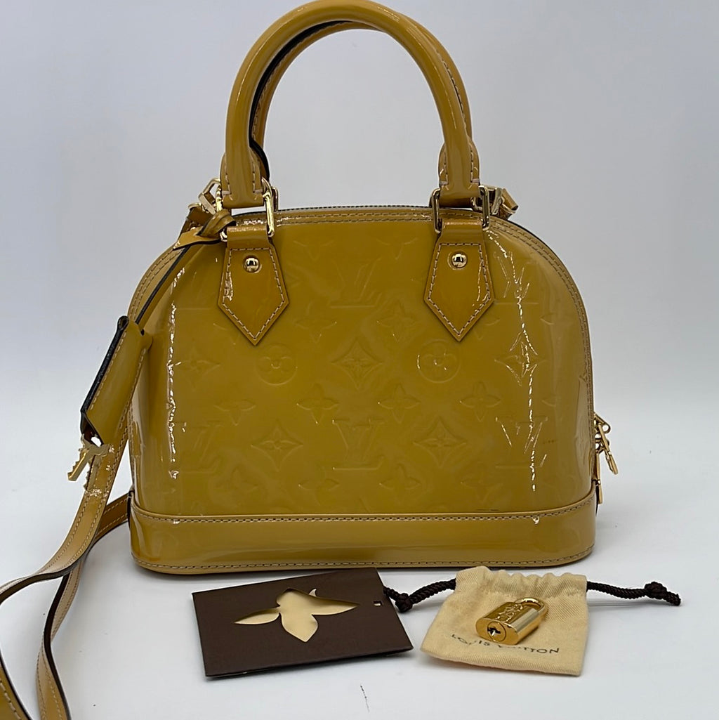 умка Louis Vuitton Alma BB Bag кожа Epi Quartz купить в интернет