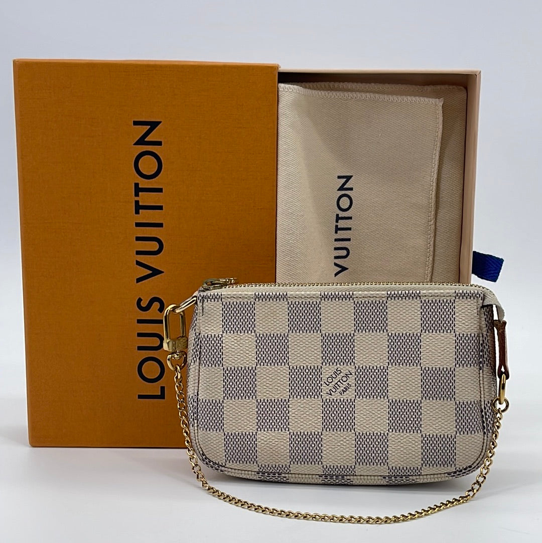 PRELOVED Louis Vuitton Mini Pochette Accessoires Damier Azur SF5119 05 –  KimmieBBags LLC