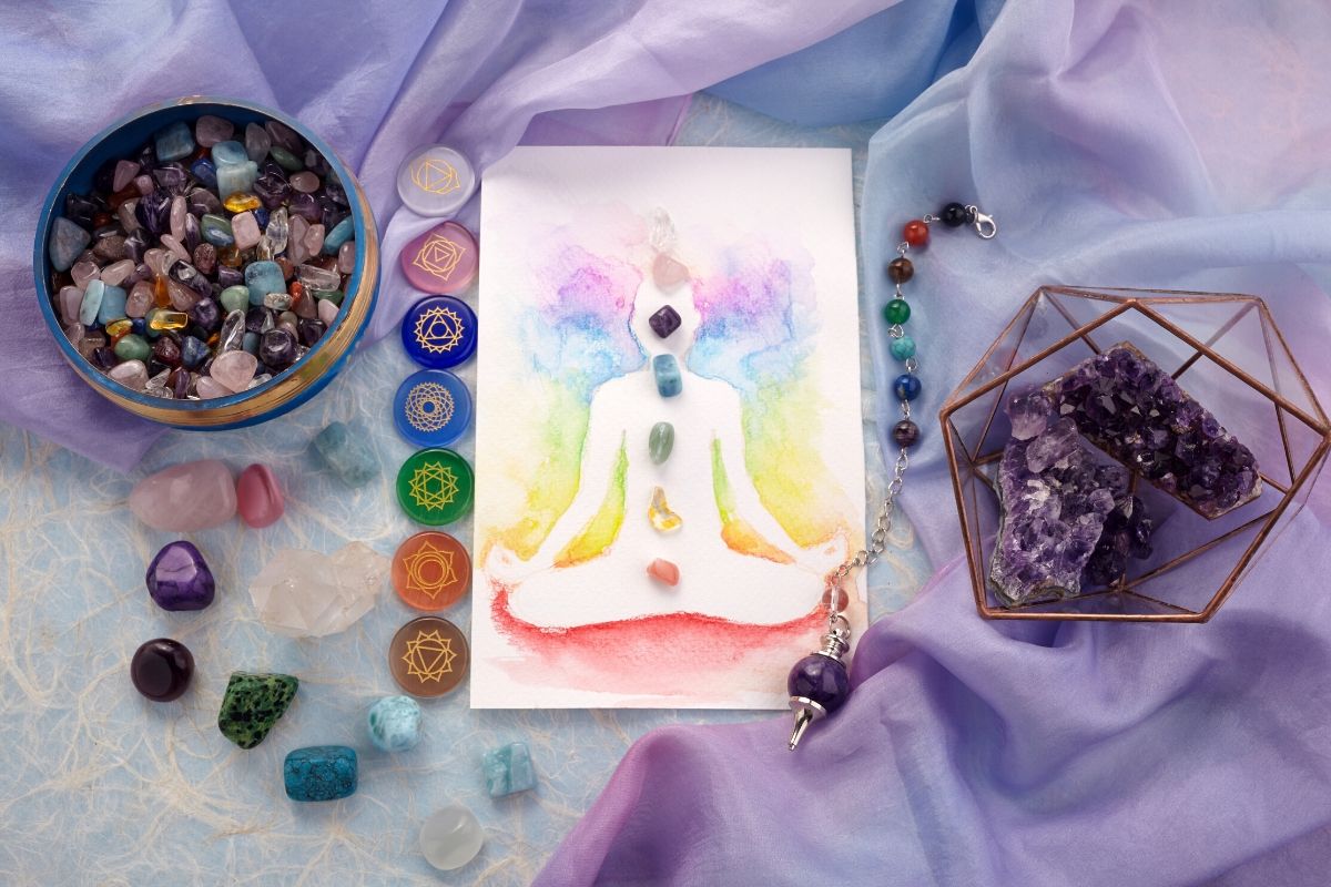 HOW TO TAKE CARE OF YOUR HEALING CRYSTALS? – Earths Elements