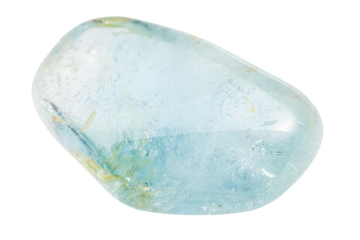 Blue Topaz Meaning Healing Properties Uses Tiny Rituals