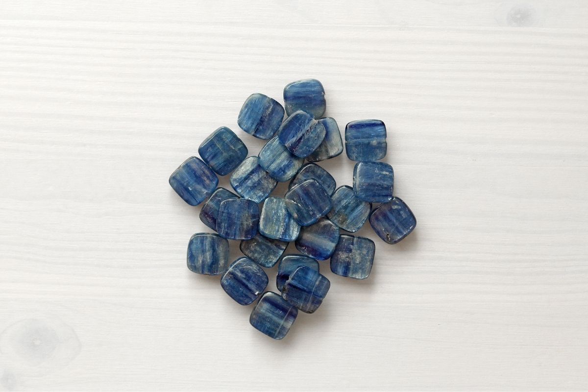 collection of kyanite gemstone pieces