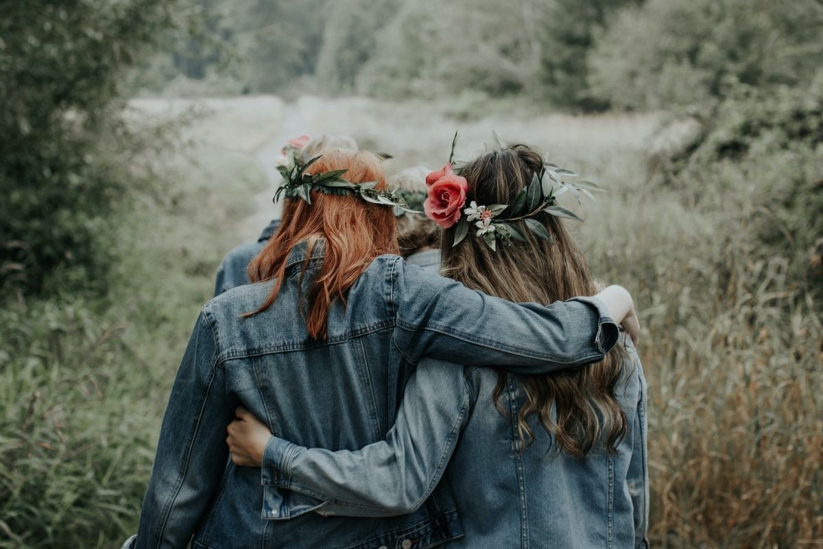 7 Best Crystals for Friendship - Strengthen Your Long Distance Friends