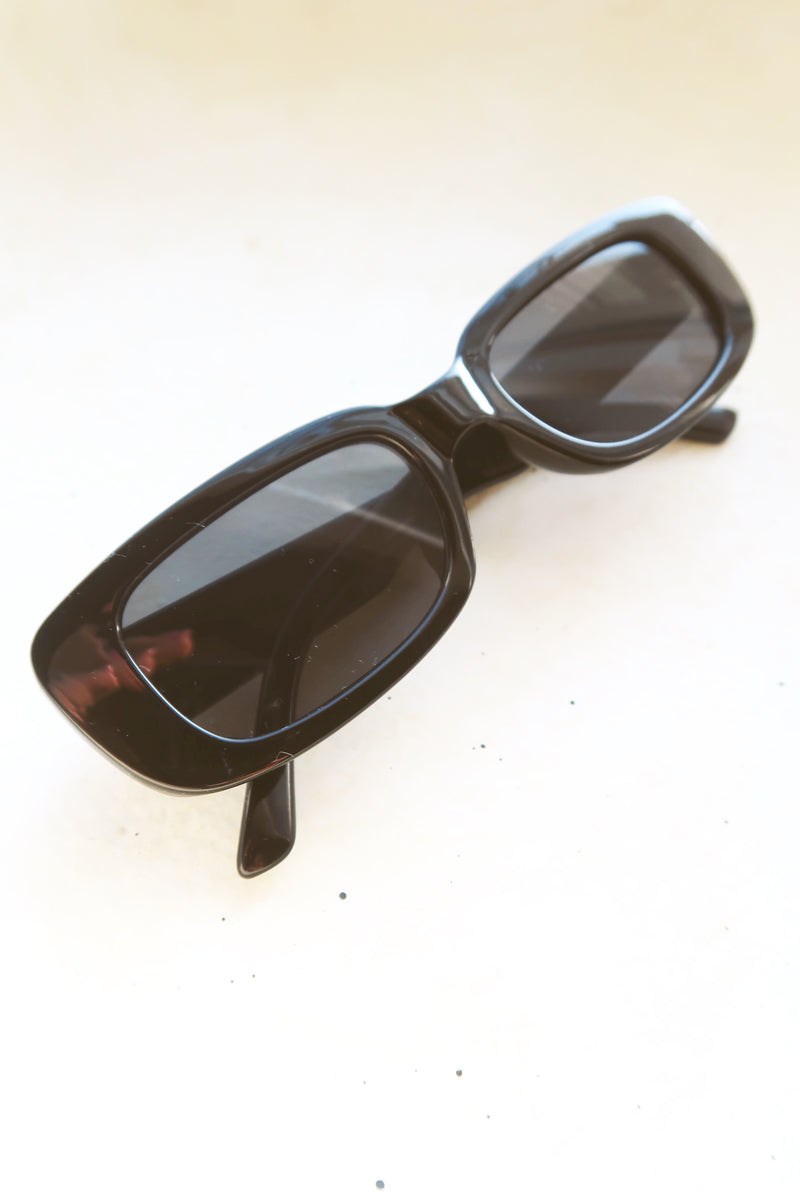 lennon sunglasses // black – amonette jewelry