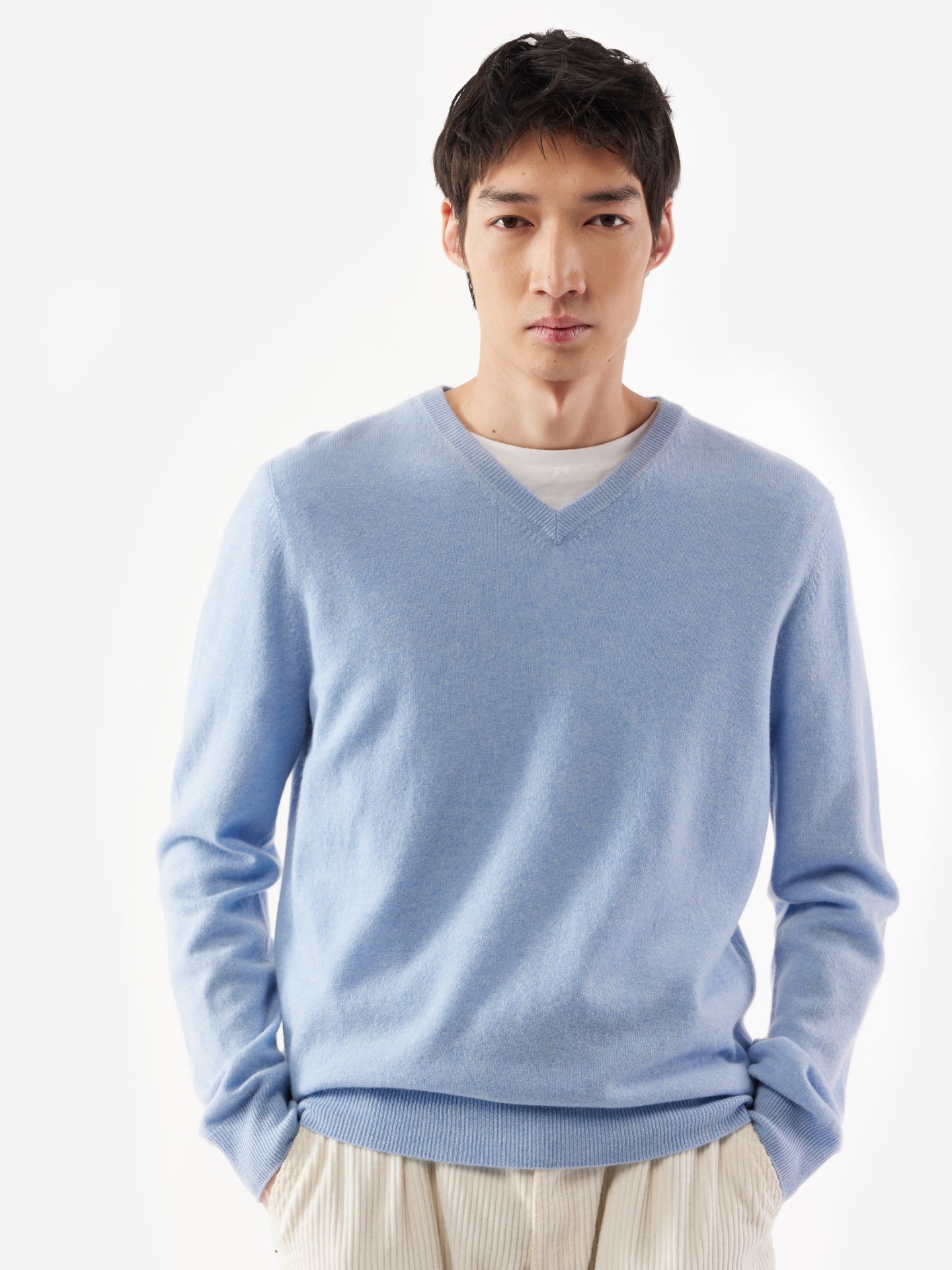 Men's Cashmere V-Neck Sweater Light Blue - Gobi Cashmere
