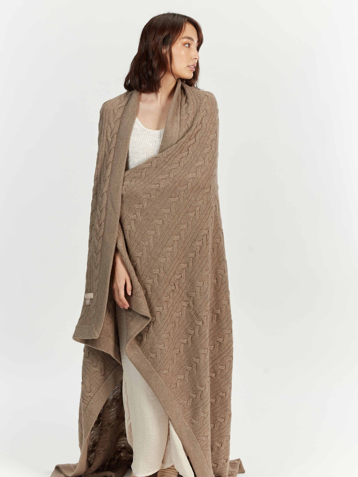 Unisex Cashmere Cable Knit Blanket Taupe - Gobi Cashmere