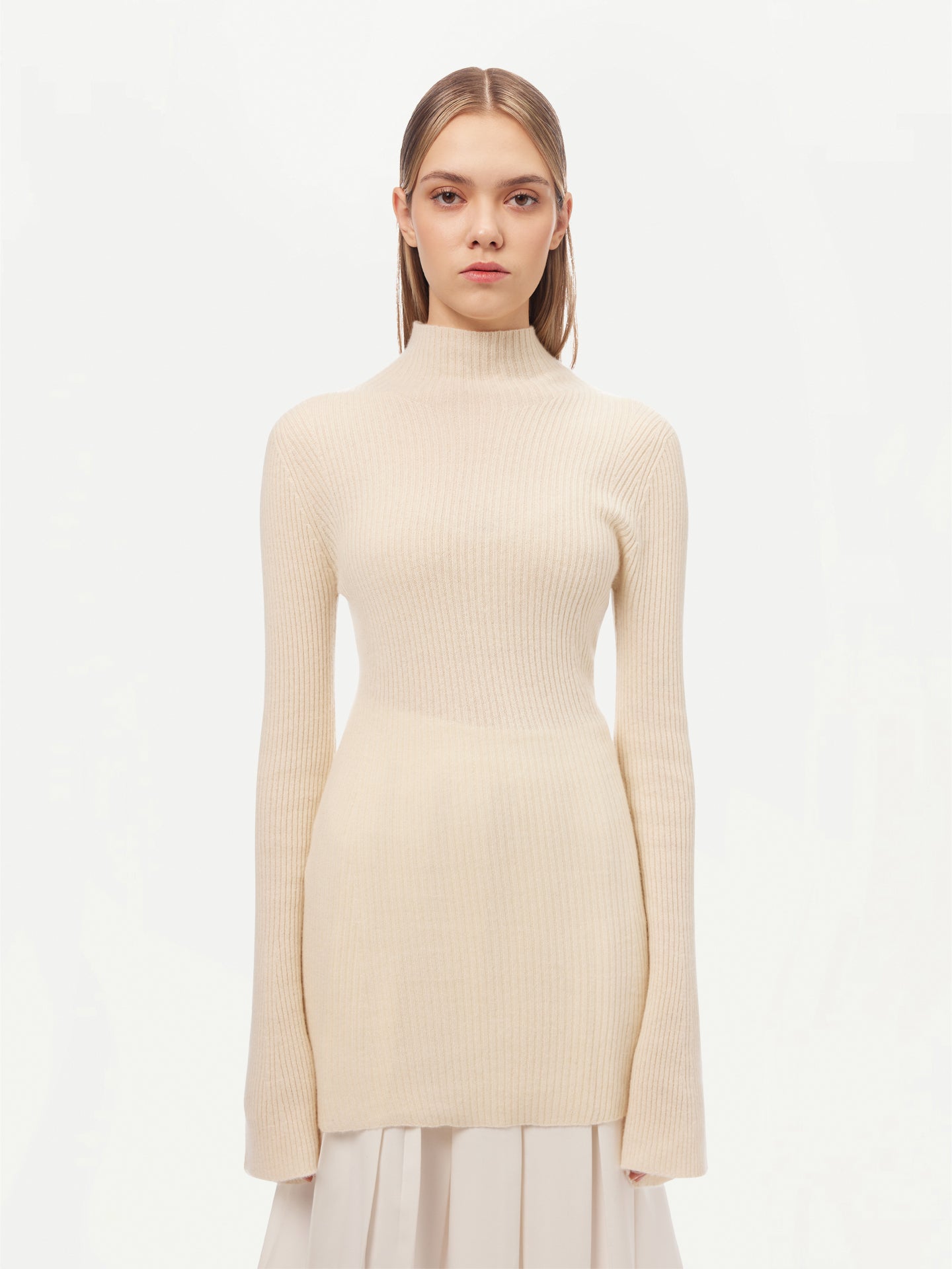 GOBI Cashmere Bell-Sleeve Sweater Off White - 3D-Knit Collection