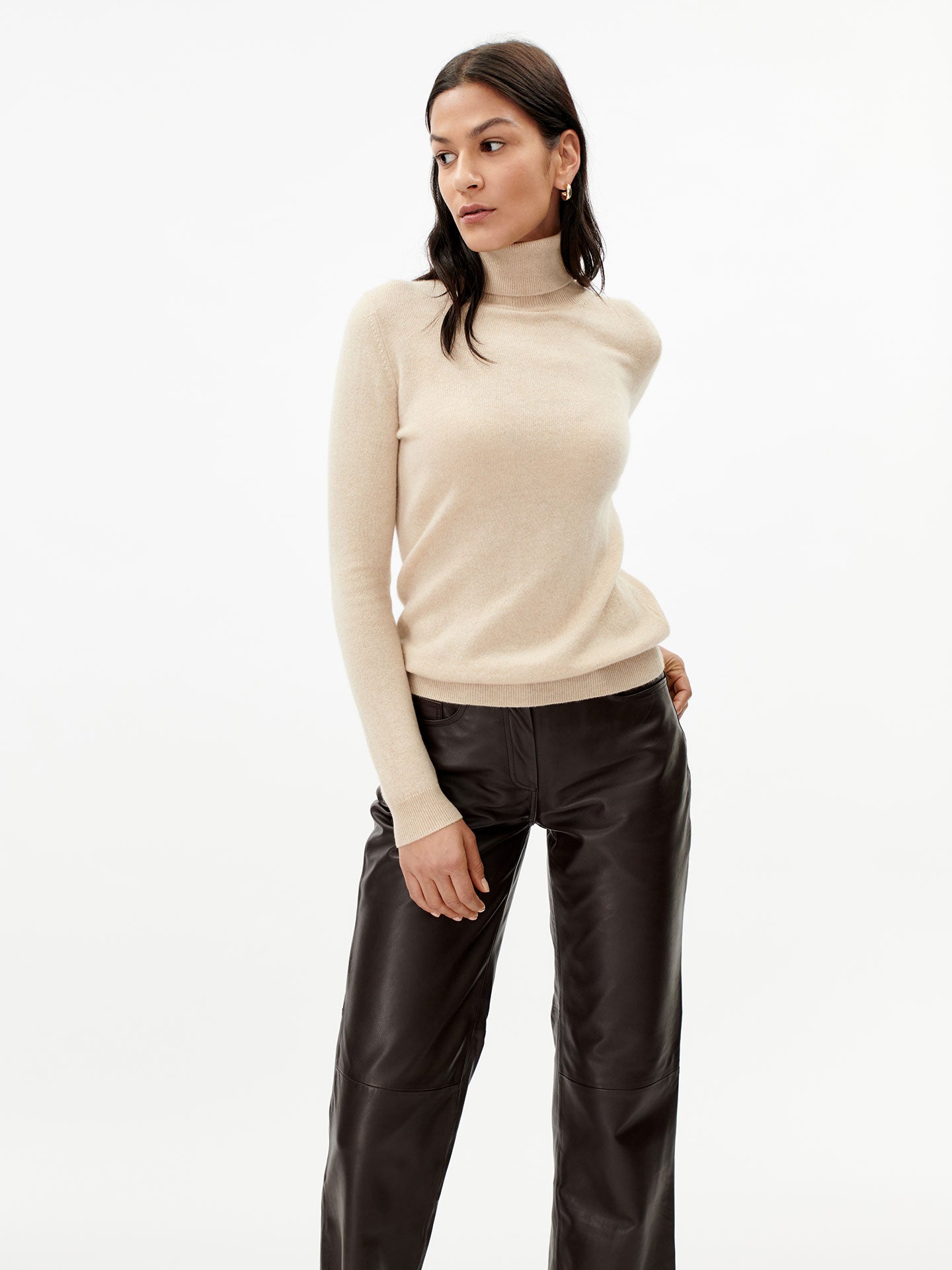 Women's Cashmere Turtle Neck Sweater Beige- Gobi Cashmere