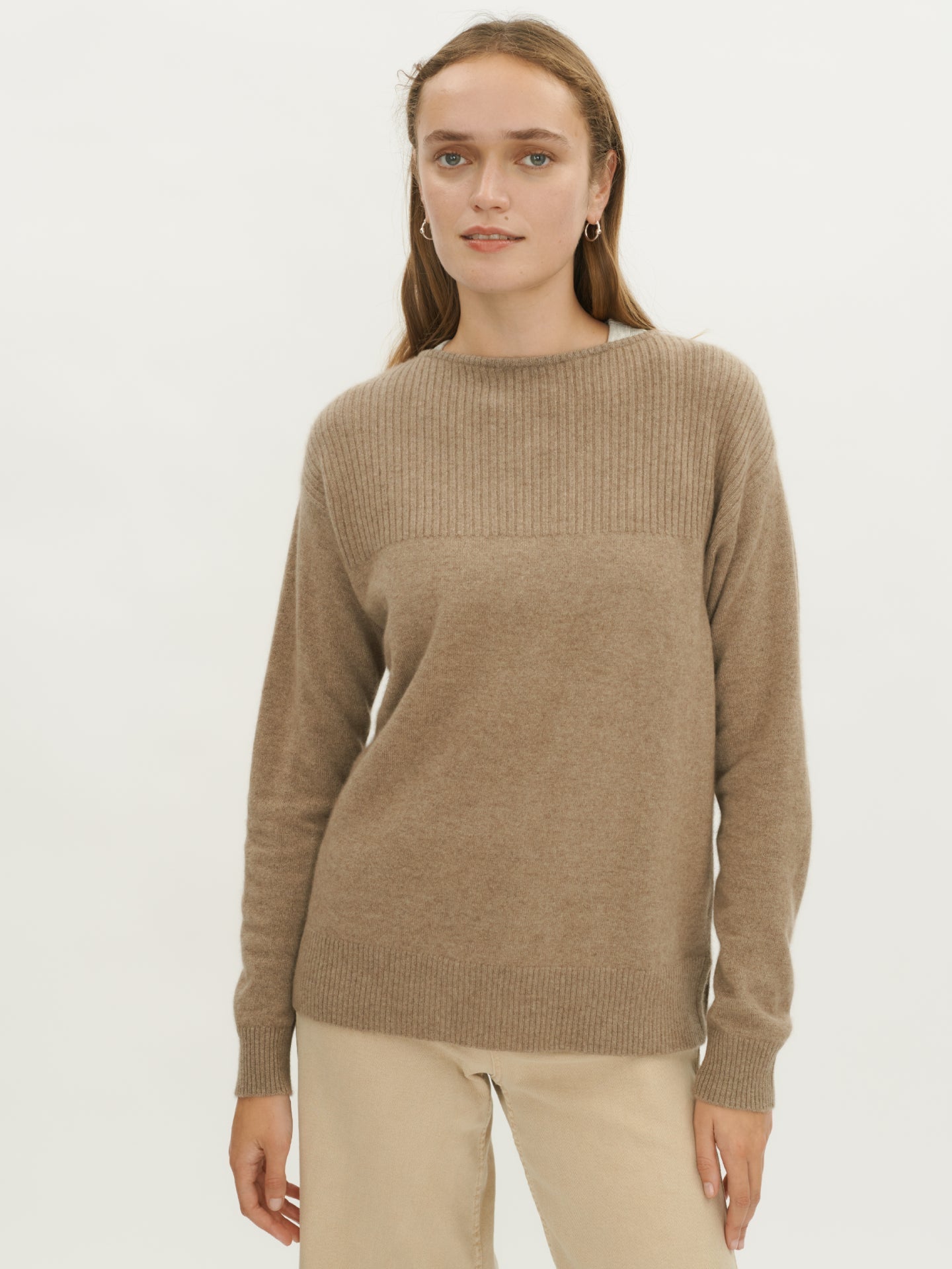 Women's Cashmere Boat Neck Jumper Taupe - Gobi Cashmere