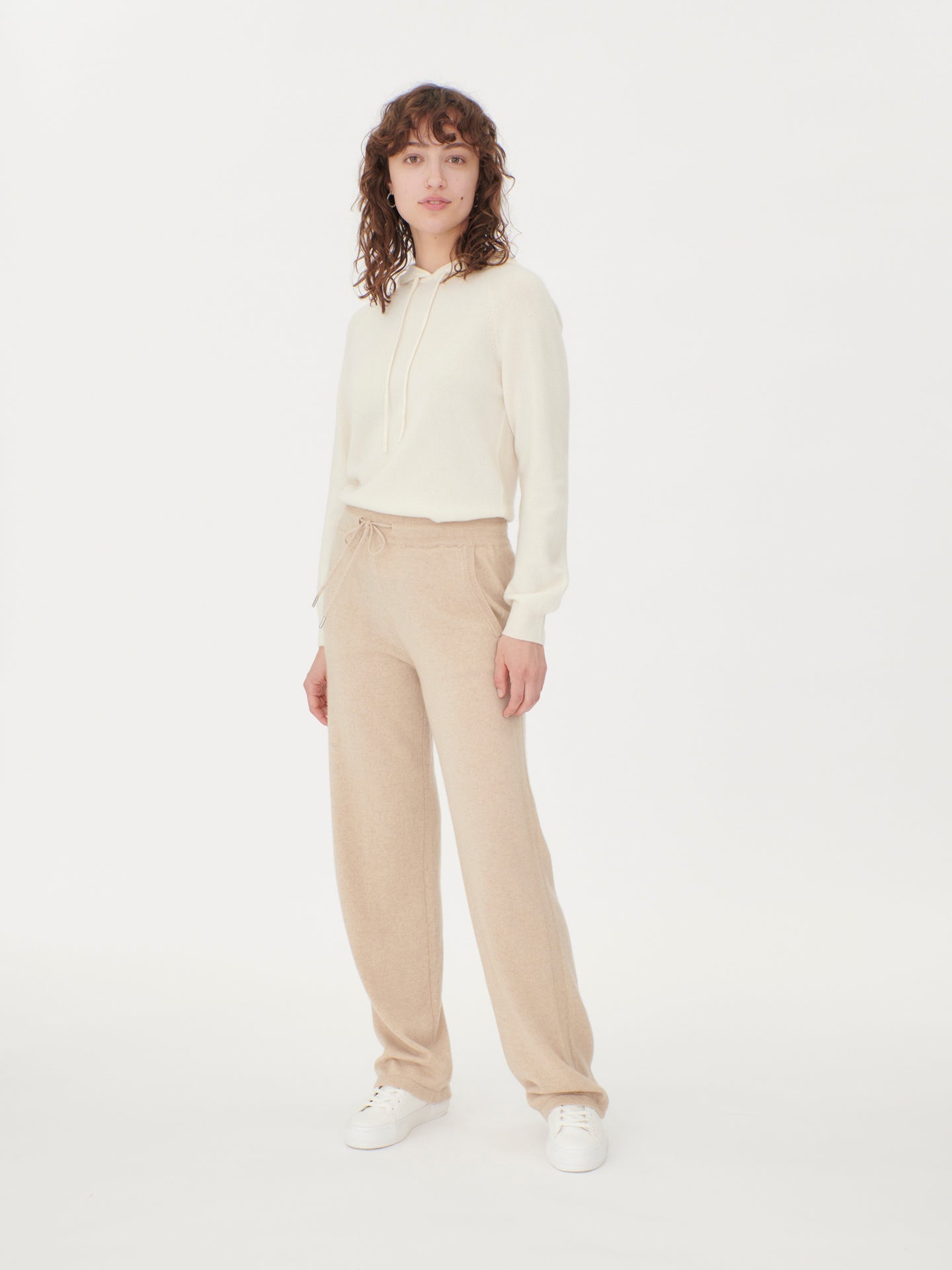 Women's Cashmere  Straight Leg Jogger Beige - Gobi Cashmere