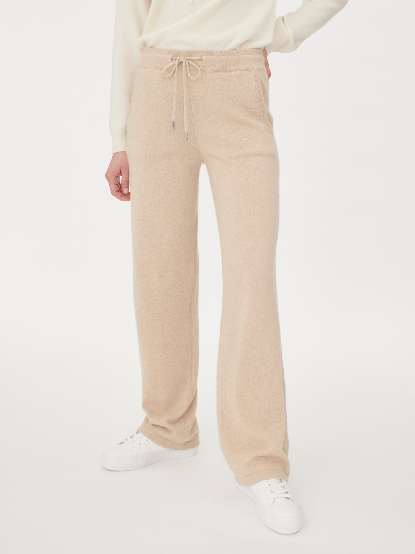 Women's Cashmere  Straight Leg Jogger Beige - Gobi Cashmere