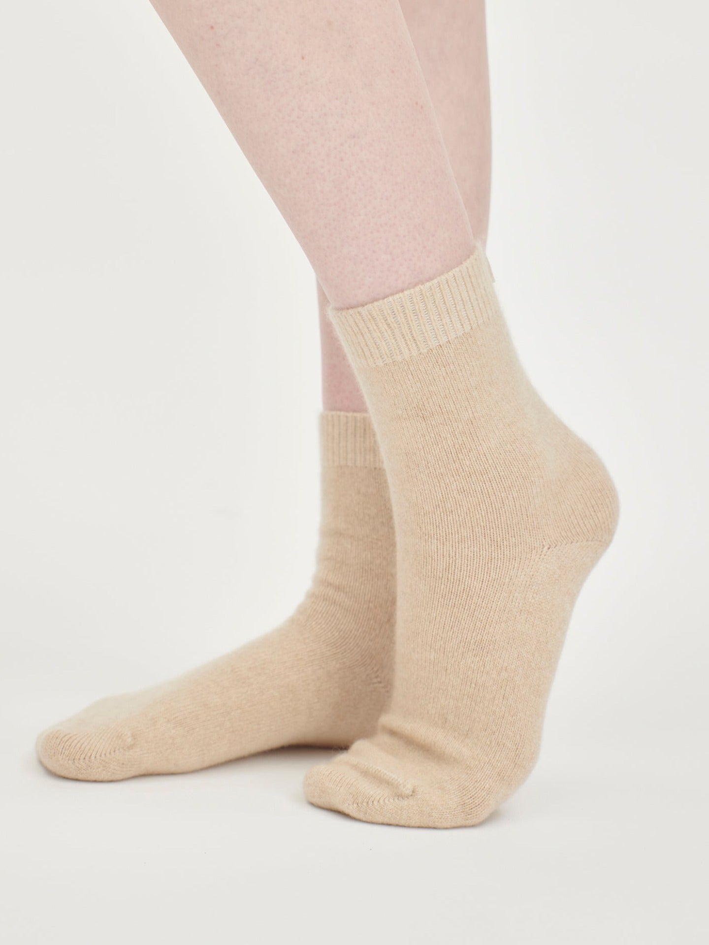 Women's Cashmere Trim Knit Socks Beige - Gobi Cashmere