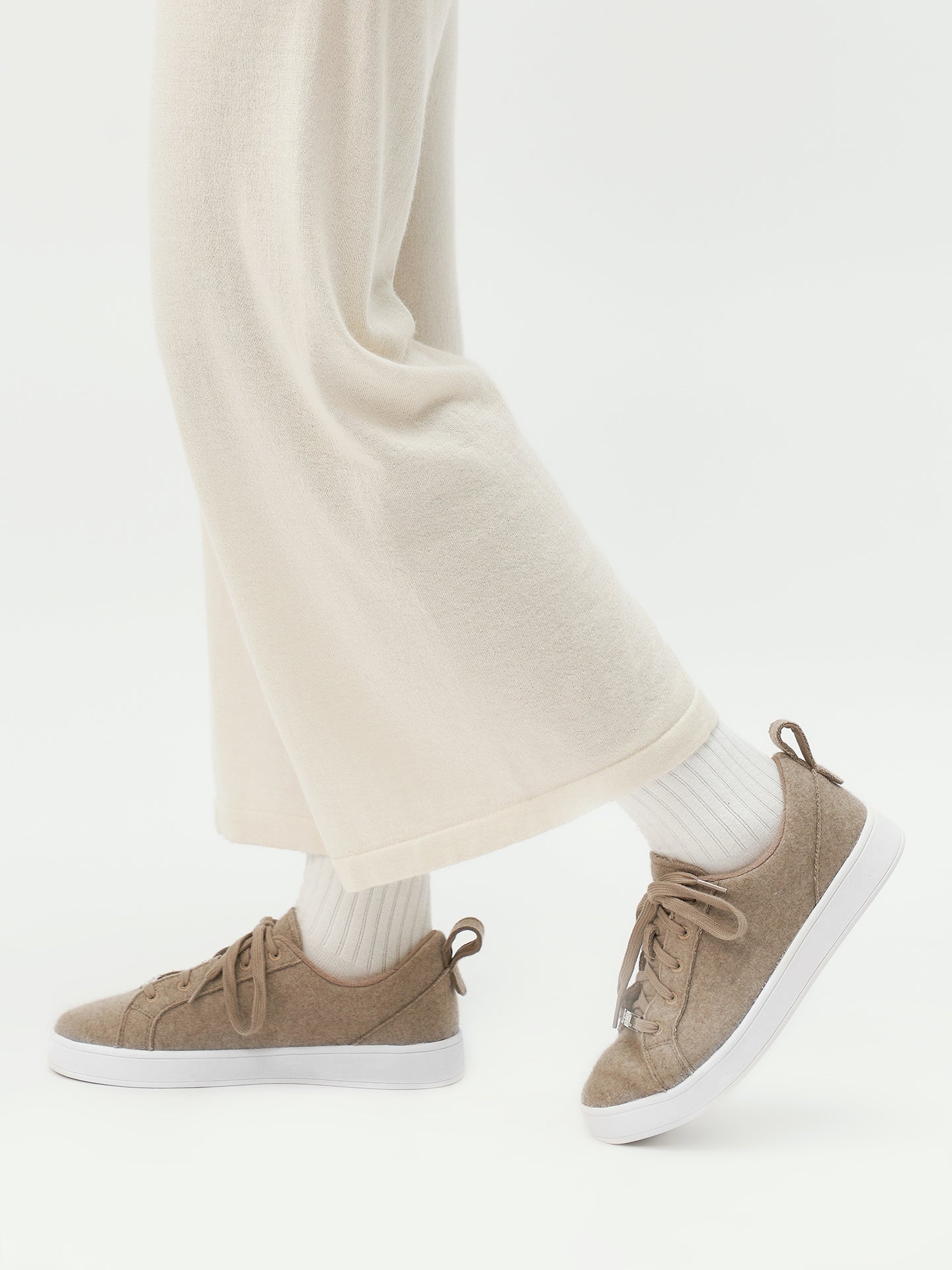 Unisex Cashmere Wool Trainers Taupe - Gobi Cashmere