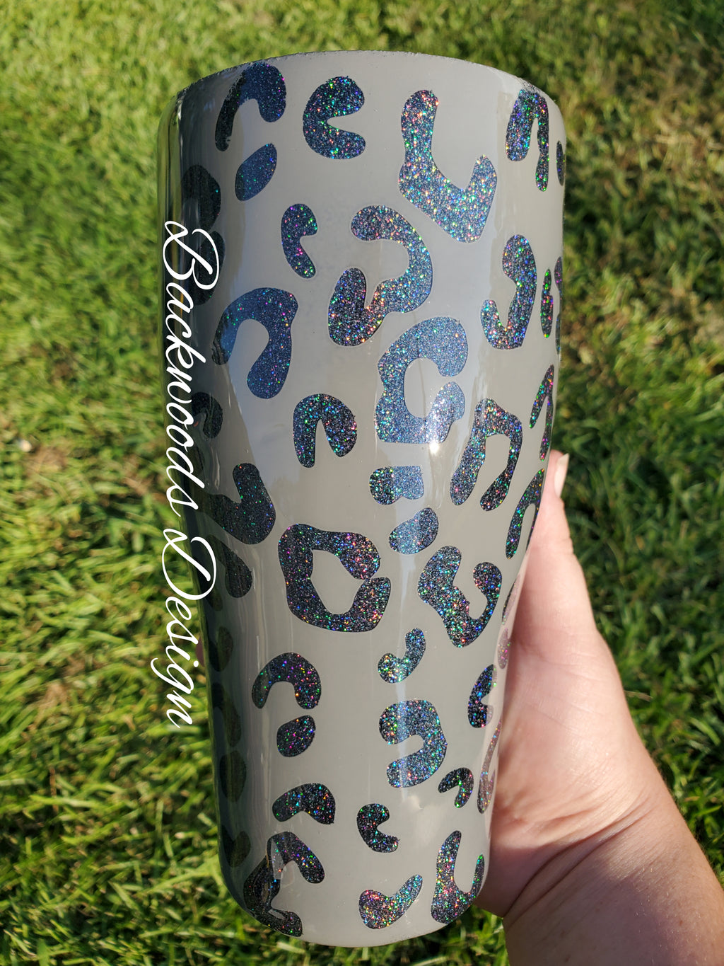 Softball LIFE Tie-Dye Cheetah Print Hydro Water Bottle, Krcil Designs –  Krcil Designs, Personalized Gifts