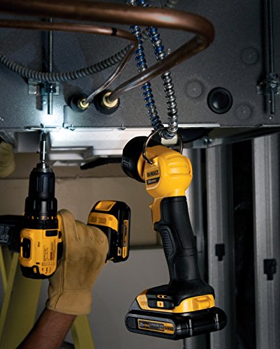 dewalt battery flashlight