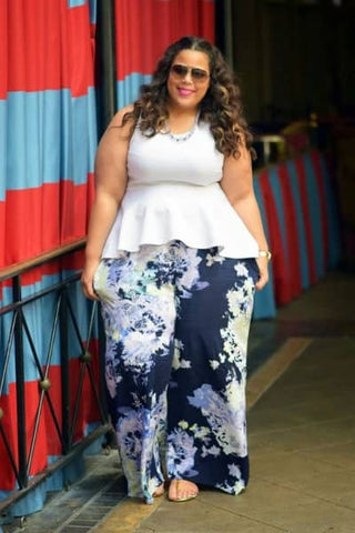 Styling palazzo pants.  Plus size summer fashion, Curvy outfits